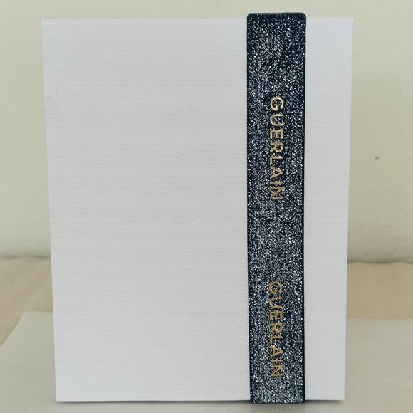💝 NEW 💝 'Guerlain Paris' Empty Holiday Season Gift Box with Limited Edi Ribbon - Picture 2 of 5